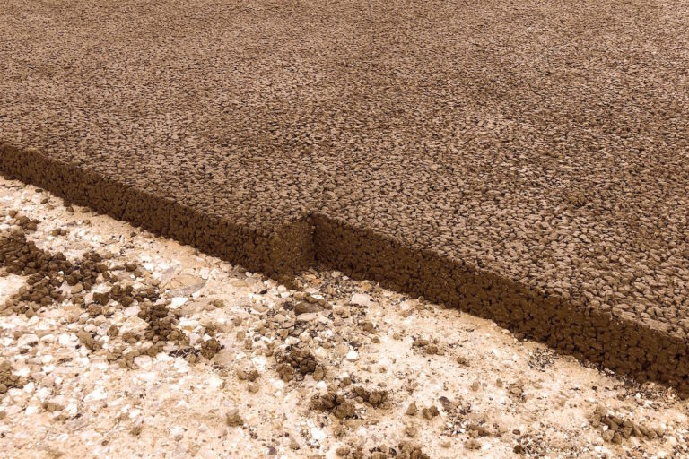 Basso spessore anche per strade carrabili